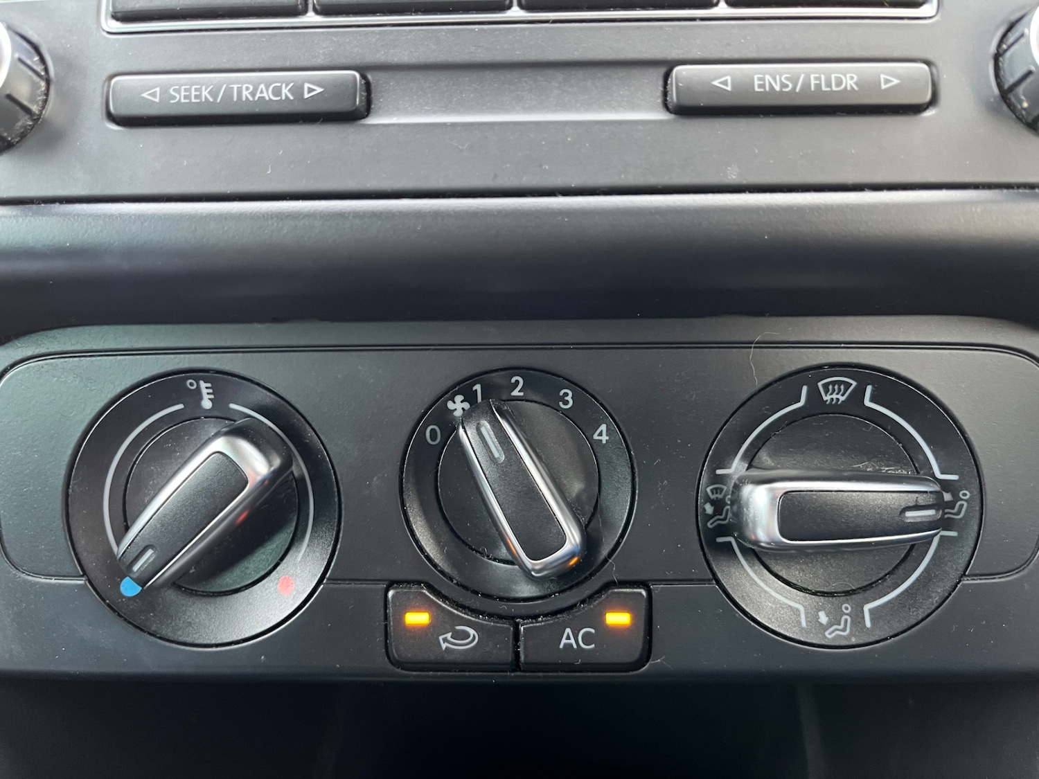 Used Volkswagen Polo 2013 for sale - 76385173: Photo 33