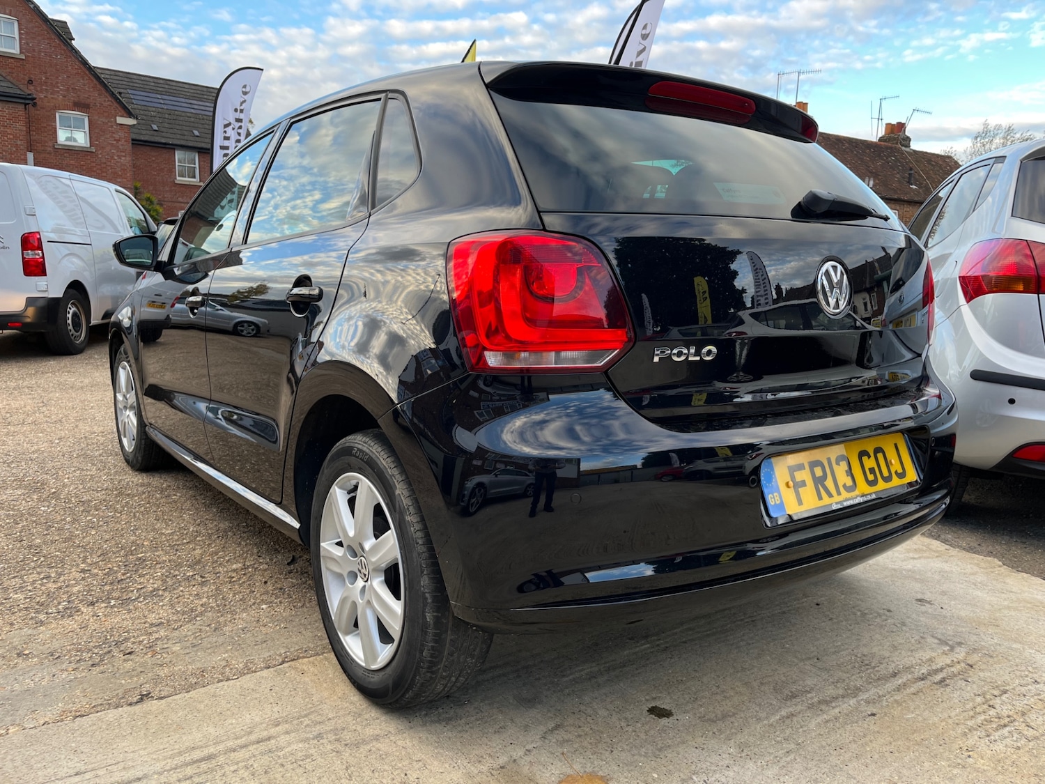 Used Volkswagen Polo 2013 for sale - 76385173: Photo 7