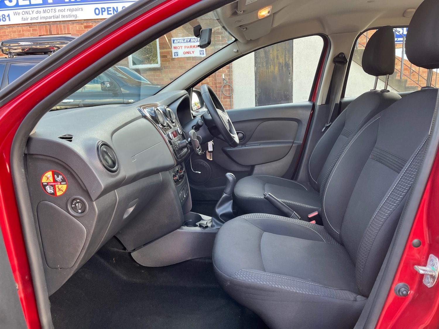 Used Dacia Logan MCV 2017 for sale - 75908192: Photo 24