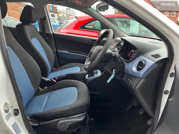 Used Hyundai i10 2015 for sale - 76236840: Photo 16