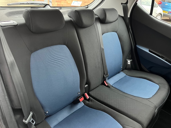 Used Hyundai i10 2015 for sale - 76236840: Photo 20