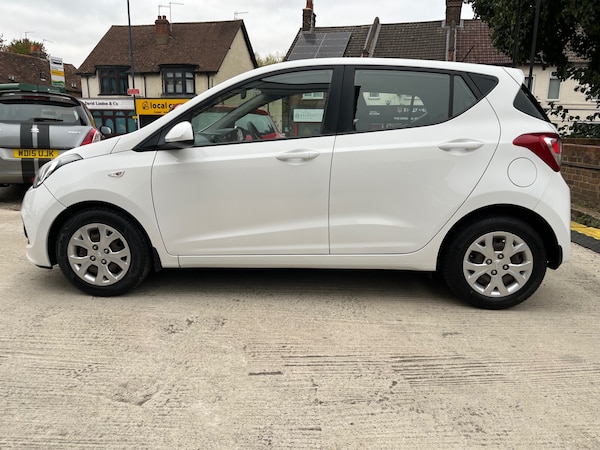Used Hyundai i10 2015 for sale - 76236840: Photo 7