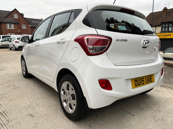 Used Hyundai i10 2015 for sale - 76236840: Photo 8