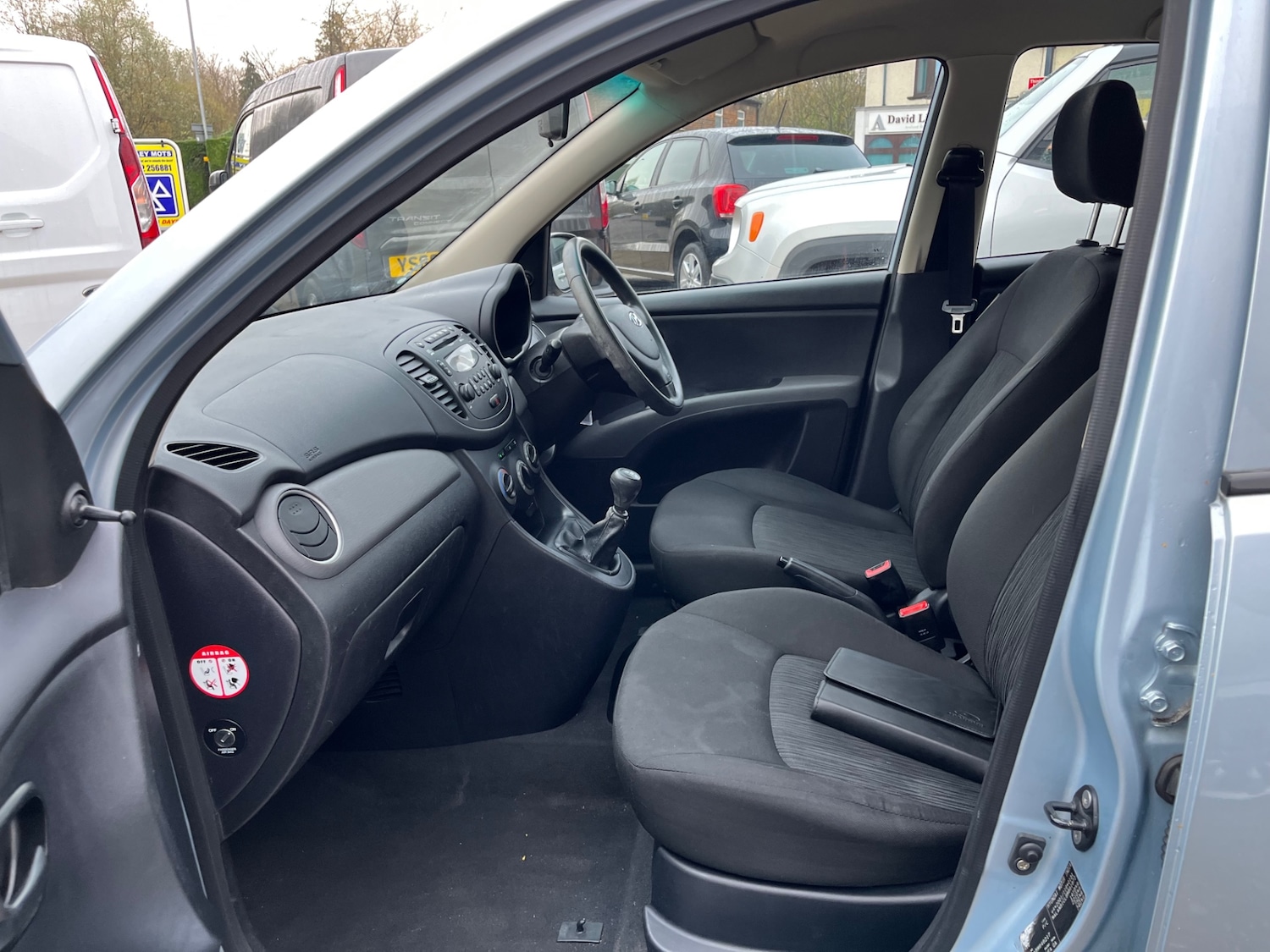 Used Hyundai i10 2011 for sale - 76588872: Photo 15