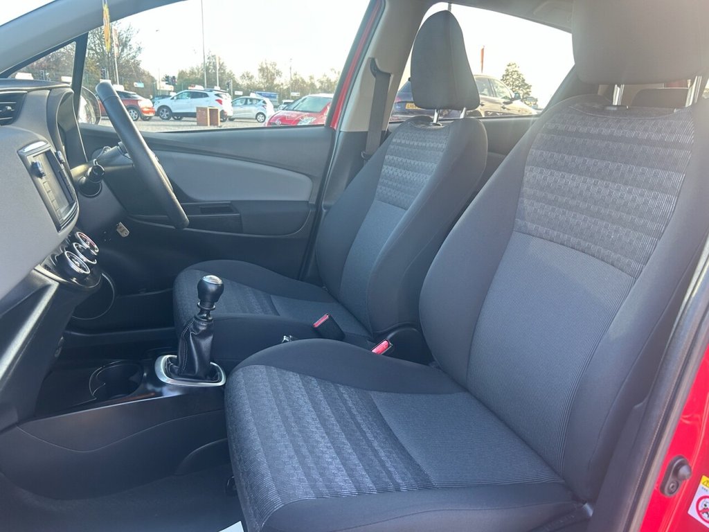 Used Toyota Yaris 2016 for sale - 76535915: Photo 43