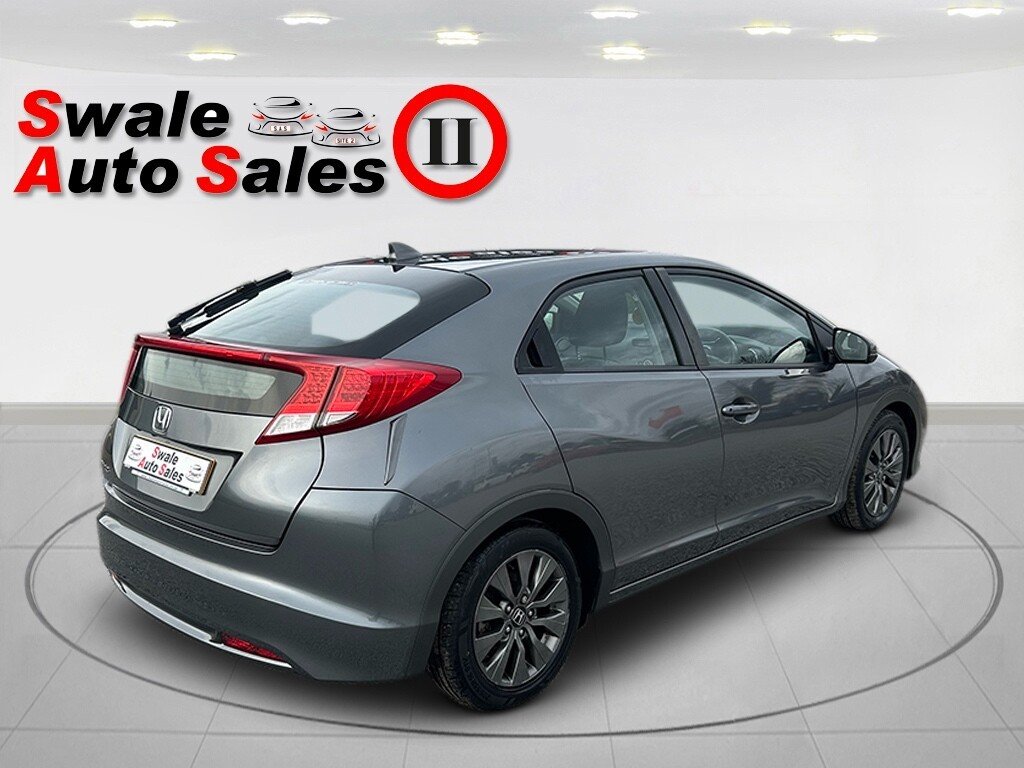 Used Honda Civic 2013 for sale - 77666829: Photo 5