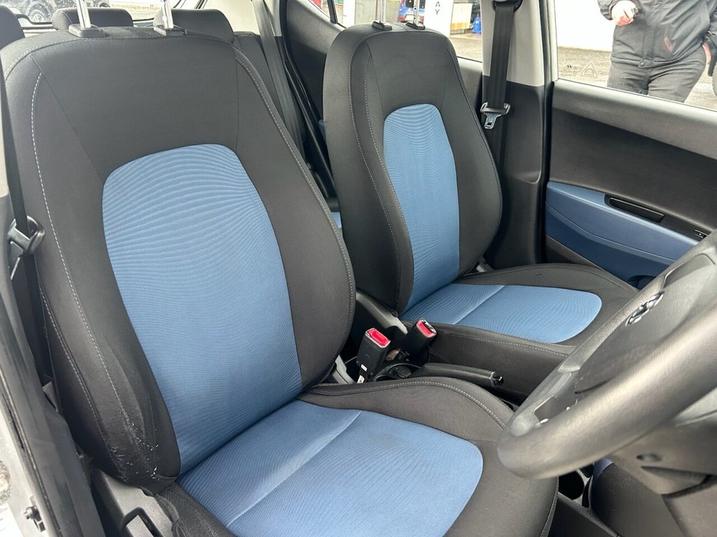 Used Hyundai i10 2014 for sale - 76698677: Photo 15