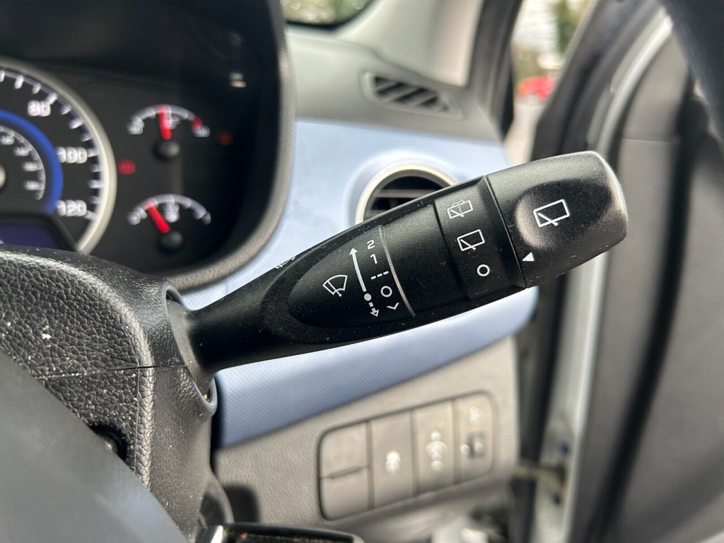 Used Hyundai i10 2014 for sale - 76698677: Photo 22