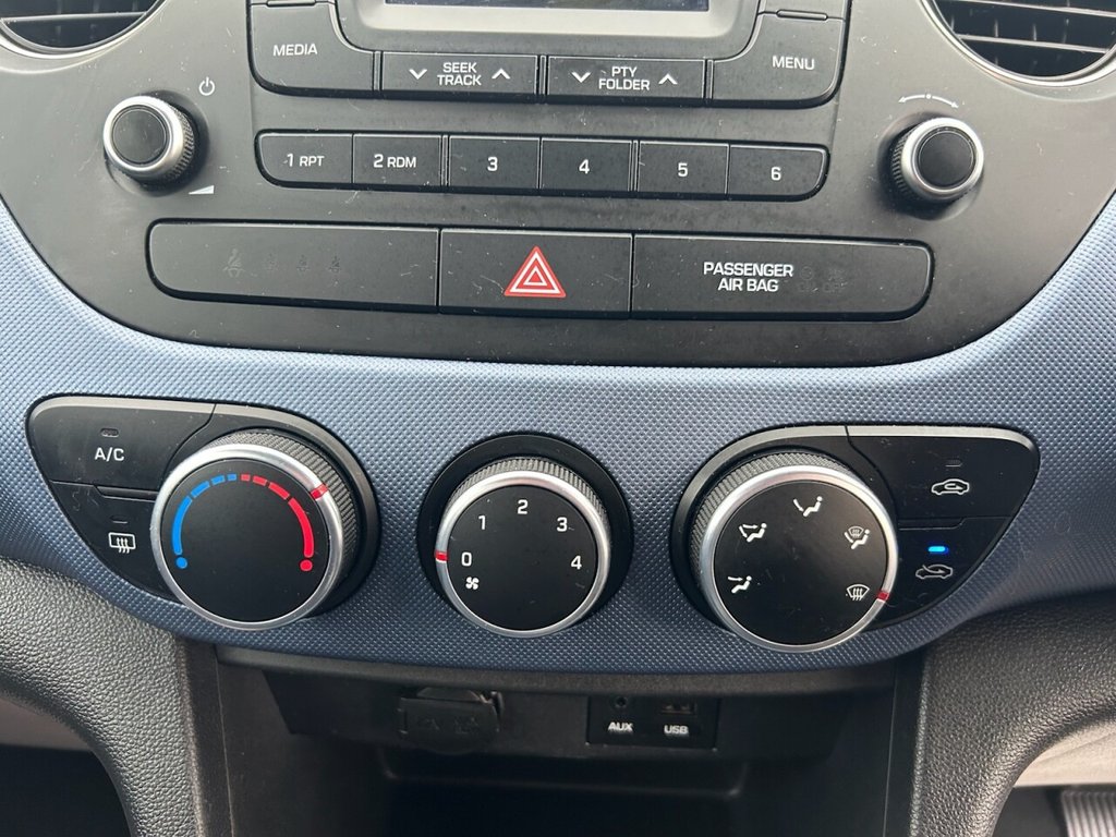 Used Hyundai i10 2014 for sale - 76698677: Photo 28