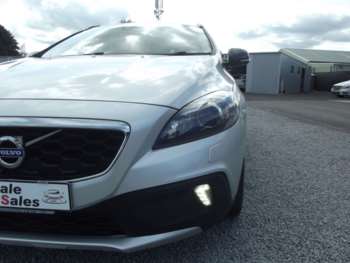 Used Volvo V40 Cross Country 2016 for sale - 75149830: Photo