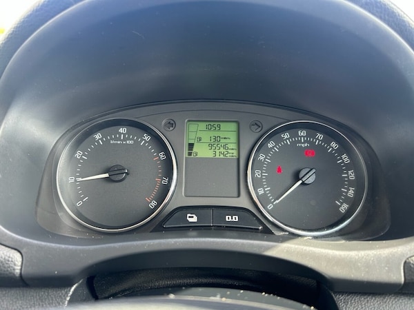 Used Skoda Fabia 2010 for sale - 75607413: Photo 24
