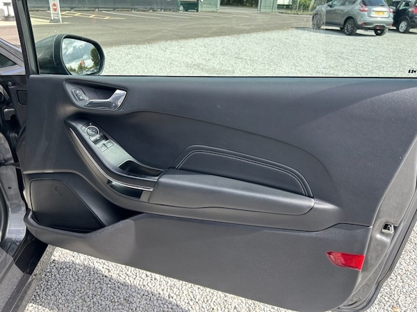 Used Ford Fiesta 2018 for sale - 75675631: Photo 15