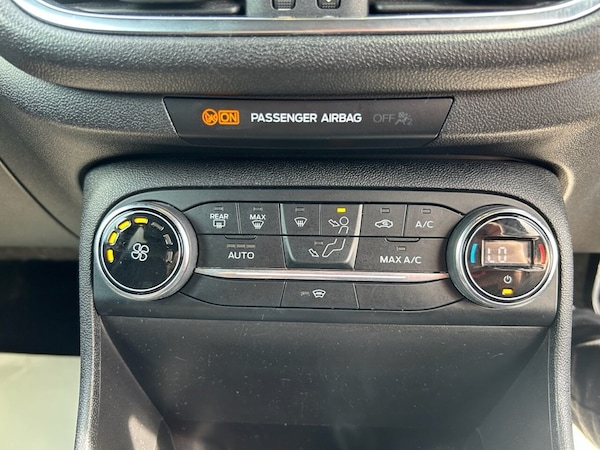 Used Ford Fiesta 2018 for sale - 75675631: Photo 37