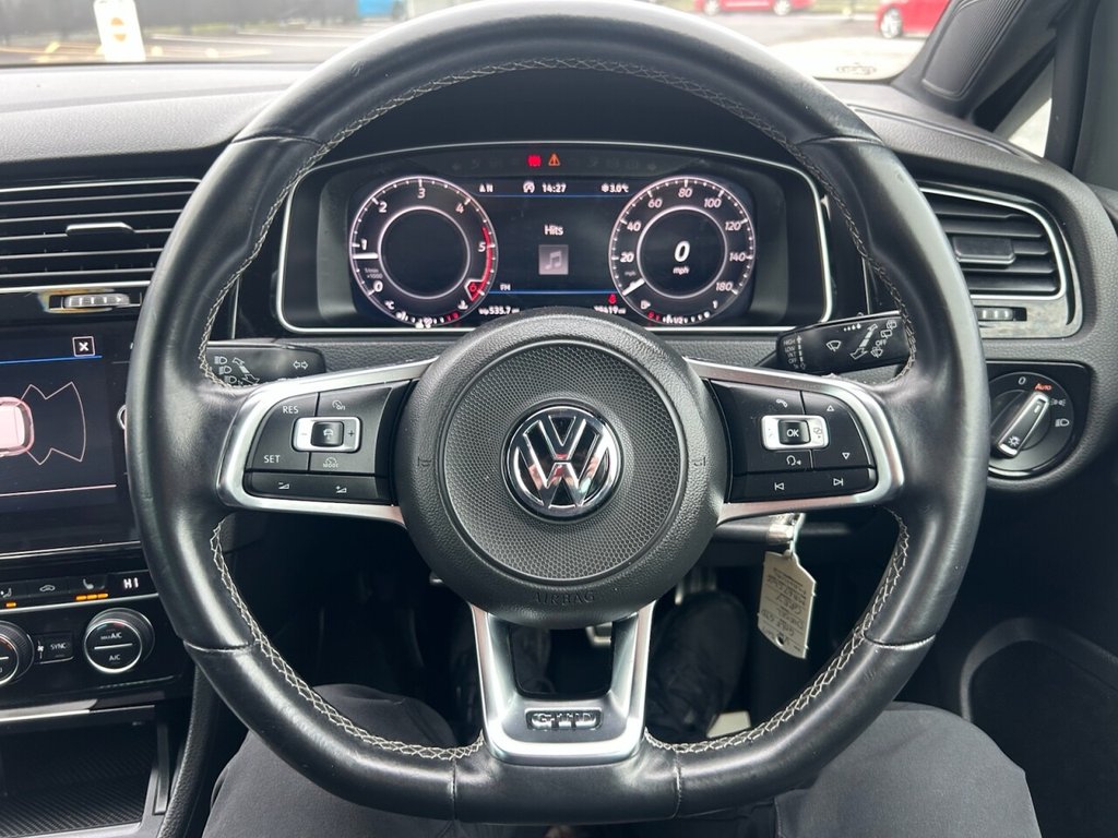 Used Volkswagen Golf 2017 for sale - 77792104: Photo 18