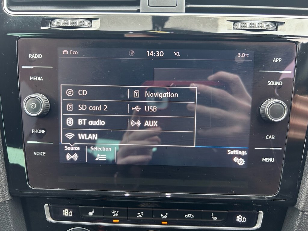 Used Volkswagen Golf 2017 for sale - 77792104: Photo 25