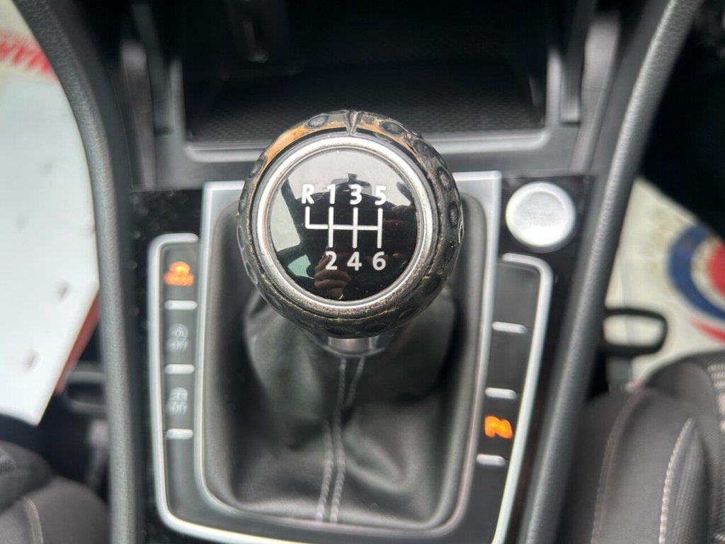 Used Volkswagen Golf 2017 for sale - 77792104: Photo 28