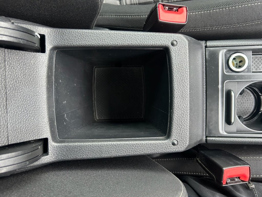 Used Volkswagen Golf 2017 for sale - 77792104: Photo 33