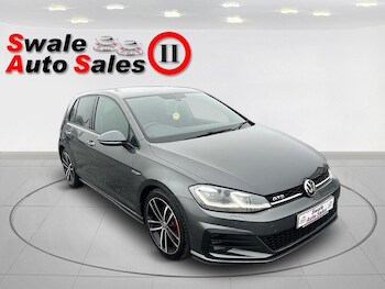Used Volkswagen Golf 2017 for sale - 77792104: Photo