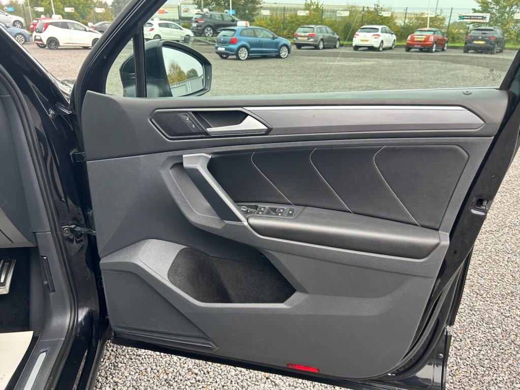 Used Volkswagen Tiguan 2016 for sale - 76223610: Photo 12