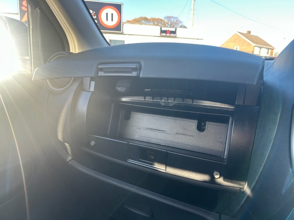 Used Nissan Micra 2012 for sale - 76604767: Photo 31