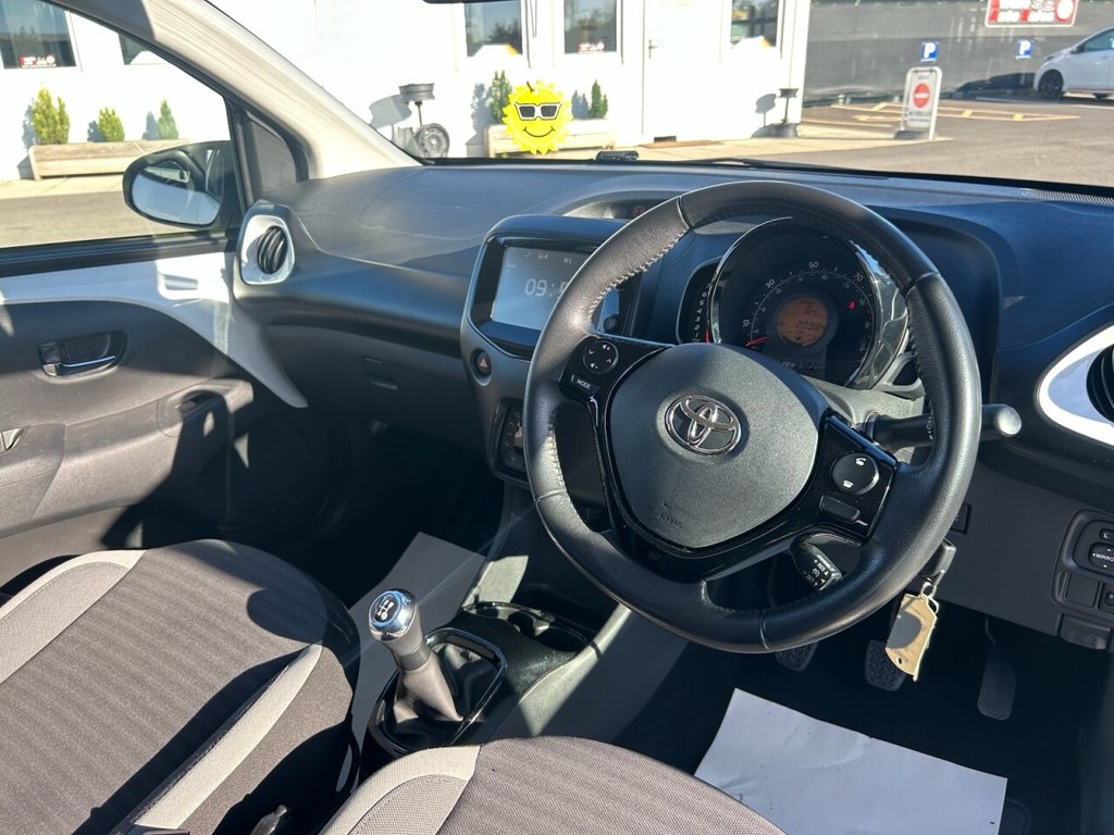 Used Toyota AYGO 2018 for sale - 76092896: Photo 14