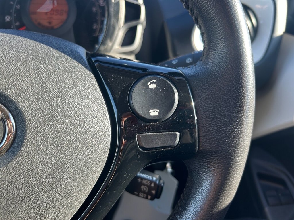 Used Toyota AYGO 2018 for sale - 76092896: Photo 19