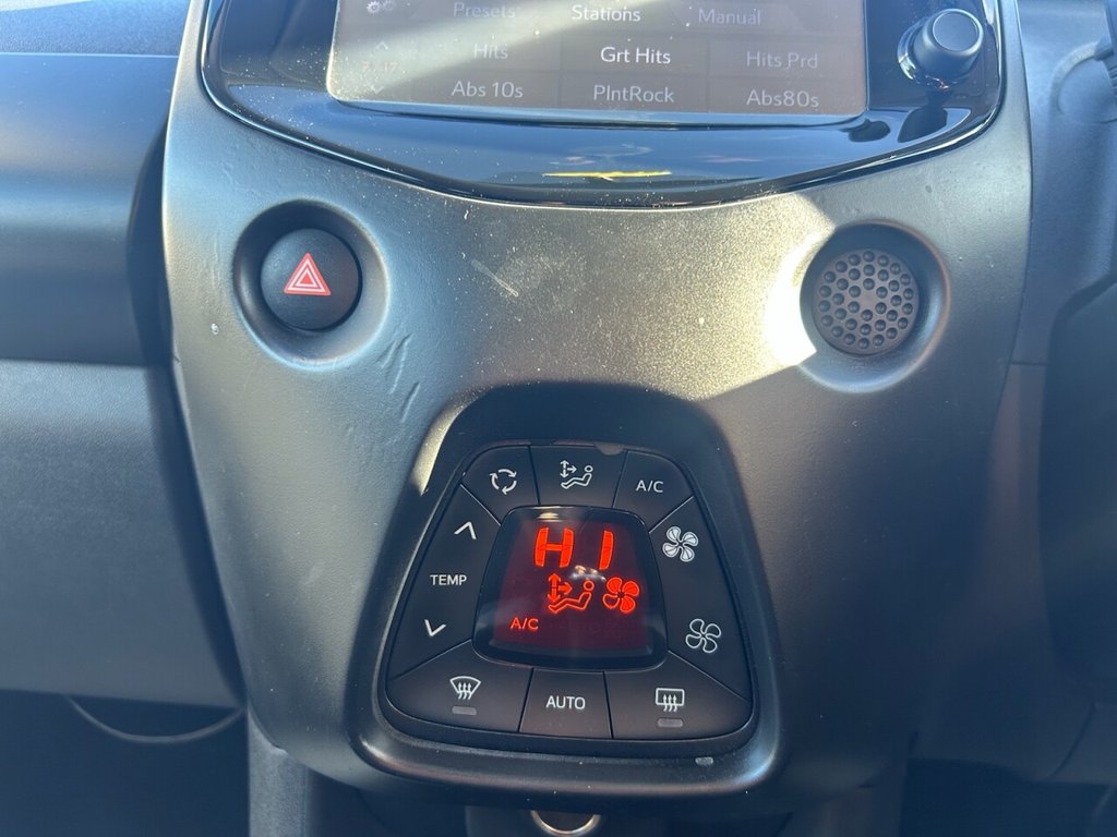 Used Toyota AYGO 2018 for sale - 76092896: Photo 29