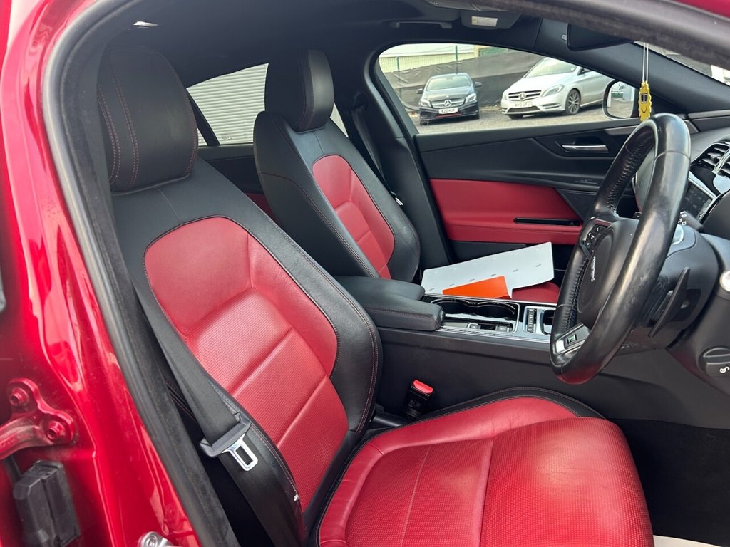 Used Jaguar XE 2017 for sale - 77161688: Photo 14