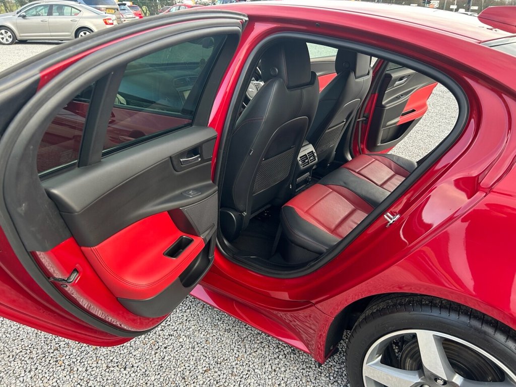 Used Jaguar XE 2017 for sale - 77161688: Photo 42