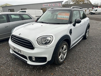 2017 (17) - 2.0 Cooper D SUV 5dr Diesel Manual Euro 6 (s/s) (150 ps) 4x4 AWD (Chilli/Me