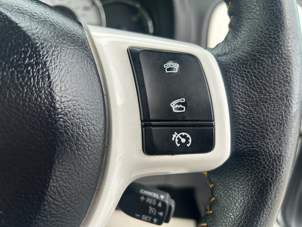 Used Toyota Yaris 2013 for sale - 75877675: Photo 20