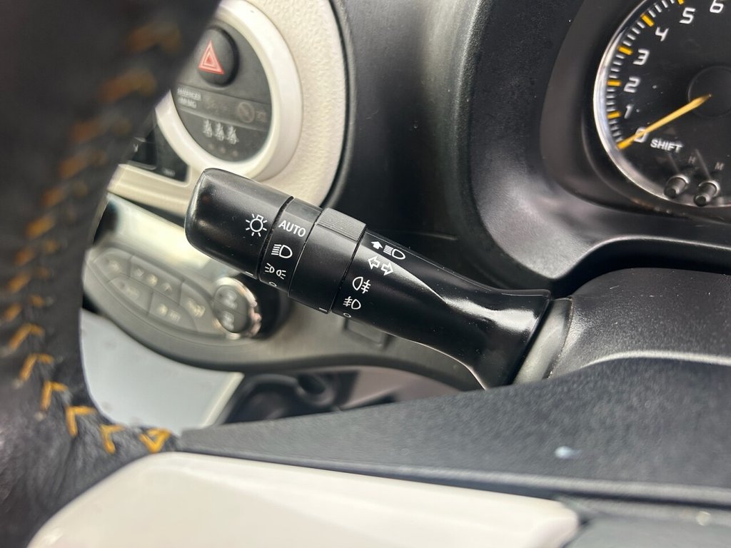 Used Toyota Yaris 2013 for sale - 75877675: Photo 21