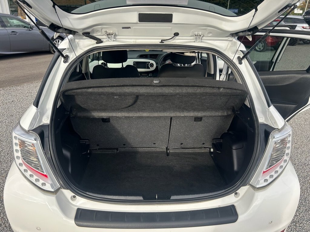 Used Toyota Yaris 2013 for sale - 75877675: Photo 36