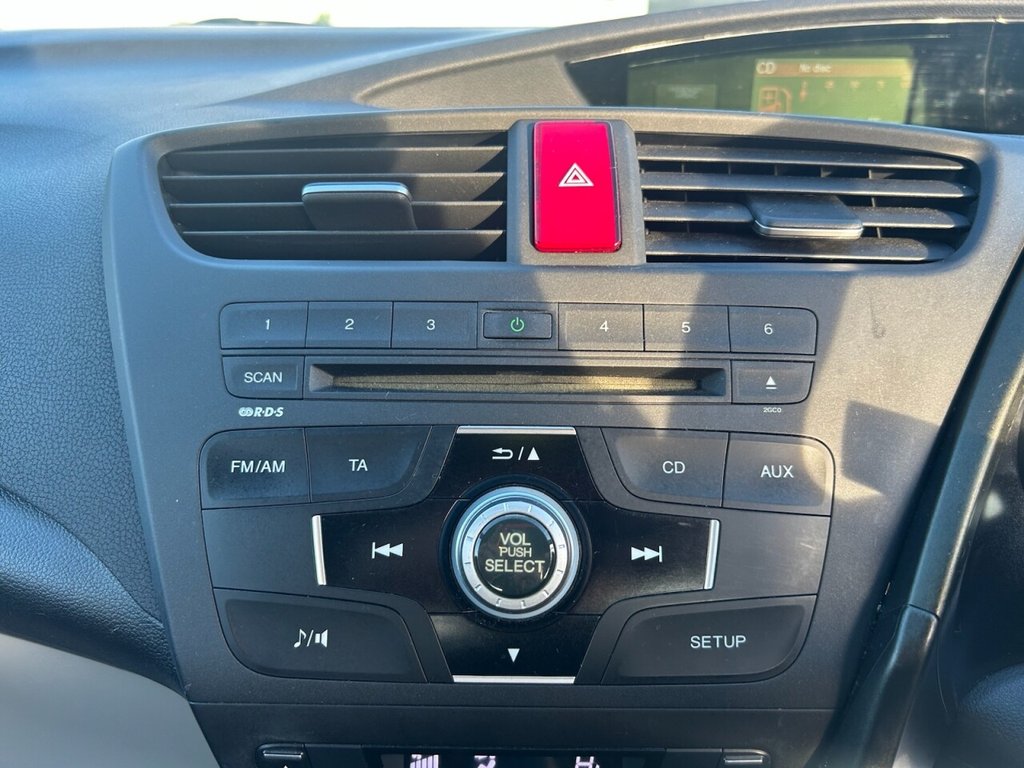 Used Honda Civic 2012 for sale - 76751087: Photo 25