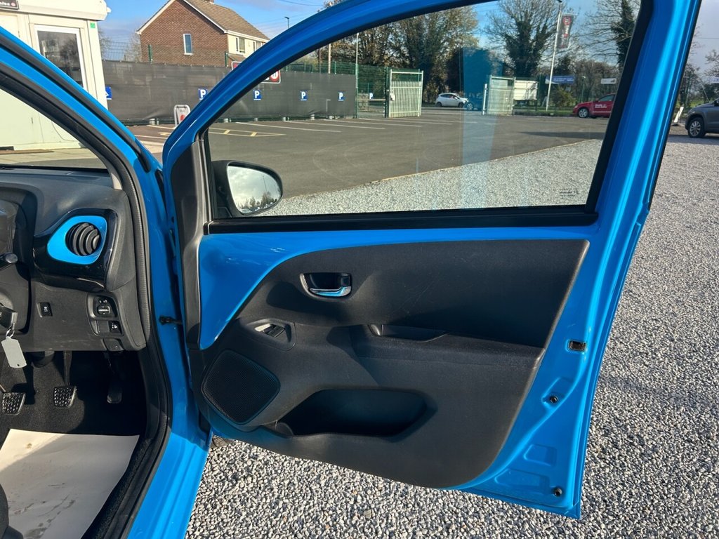 Used Toyota AYGO 2016 for sale - 76535922: Photo 12