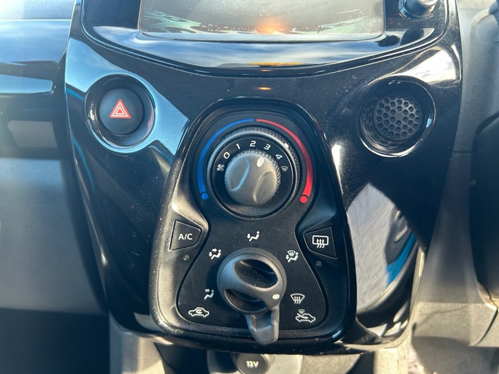 Used Toyota AYGO 2016 for sale - 76535922: Photo 28