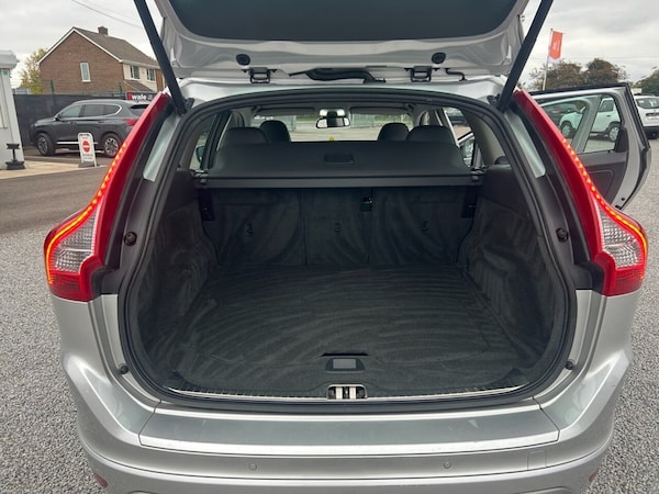 Used Volvo XC60 2014 for sale - 76210521: Photo 34