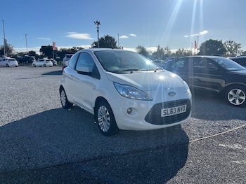 2014 (63) - 1.2 Zetec Hatchback 3dr Petrol Manual Euro 6 (s/s) (69 ps)