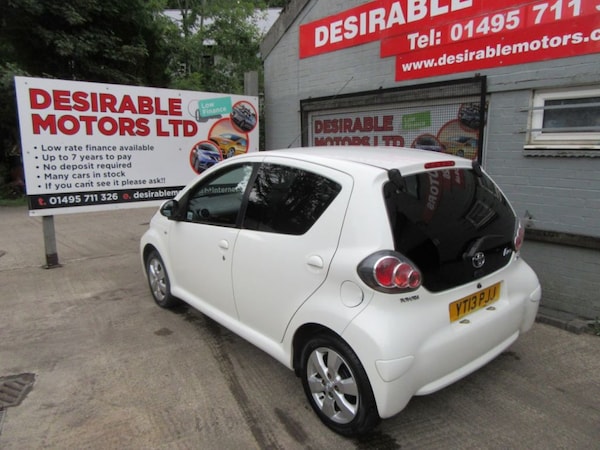 Used Toyota AYGO 2013 for sale - 75689685: Photo 8
