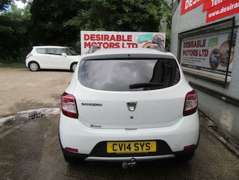 Used Dacia Sandero Stepway 2014 for sale - 78818211: Photo