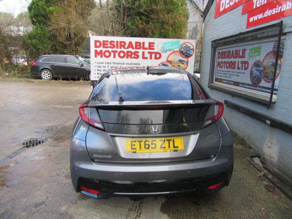 Used Honda Civic 2016 for sale - 77685089: Photo 4