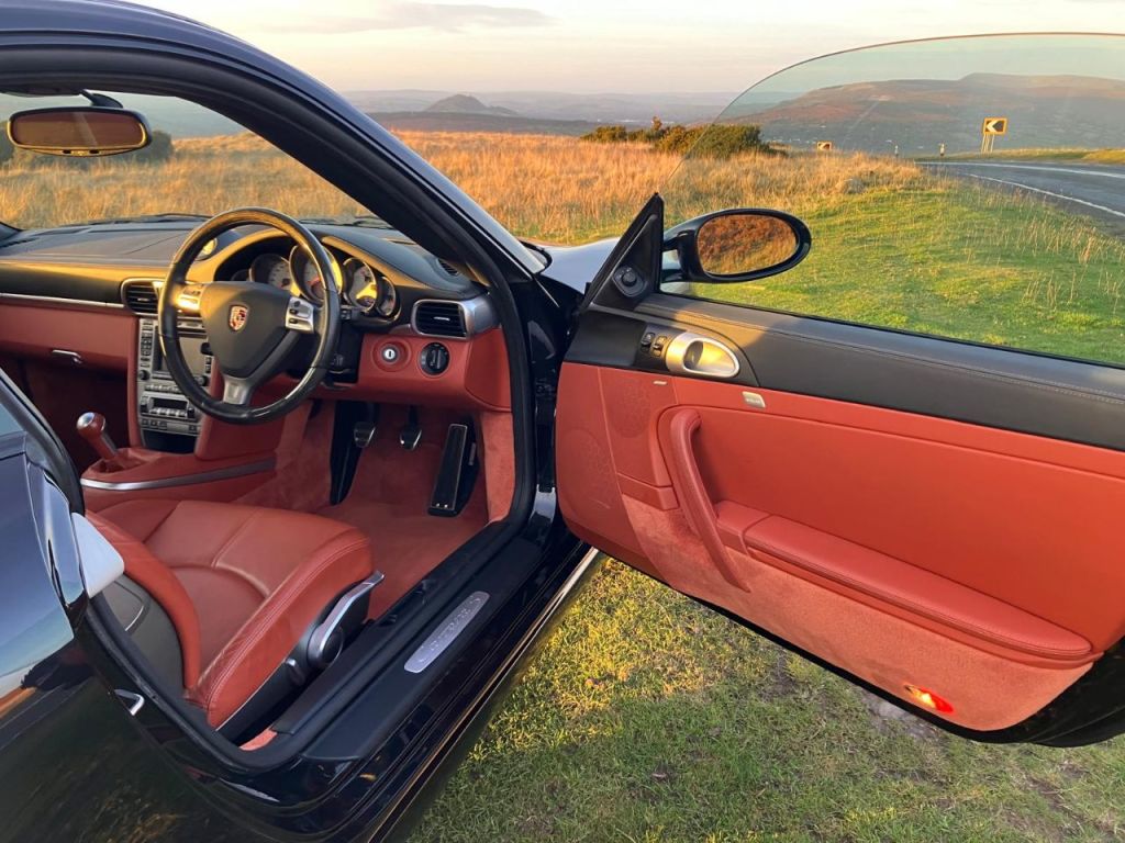 Used Porsche 911 2008 for sale - 77685077: Photo 25