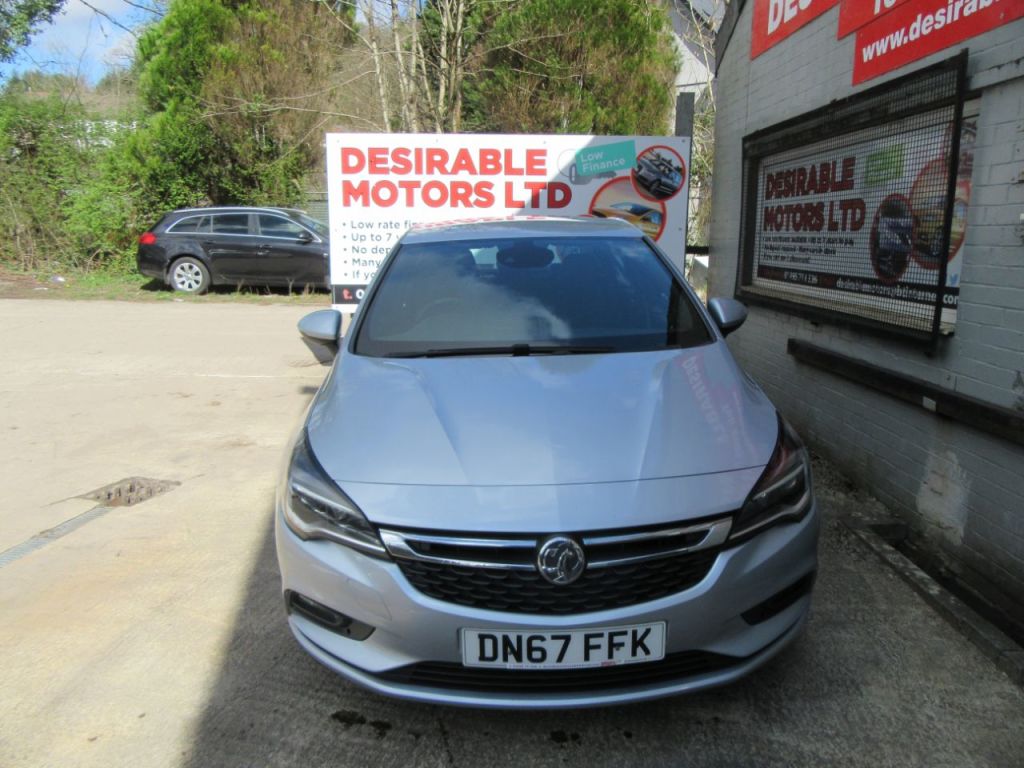 Used Vauxhall Astra 2017 for sale - 78068027: Photo 3
