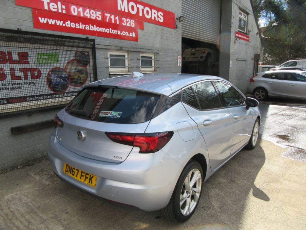 Used Vauxhall Astra 2017 for sale - 78068027: Photo 4