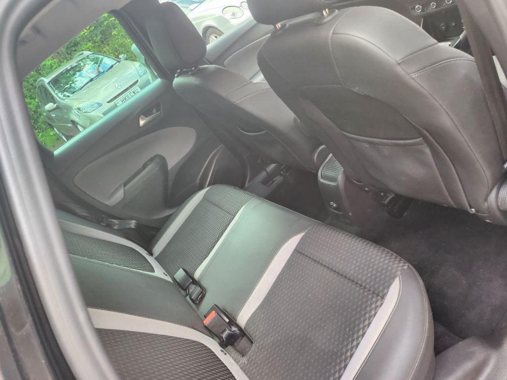 Used Vauxhall Crossland X 2018 for sale - 77685070: Photo 7