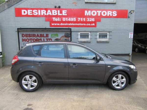 Used Kia Ceed 2011 for sale - 75689697: Photo 5