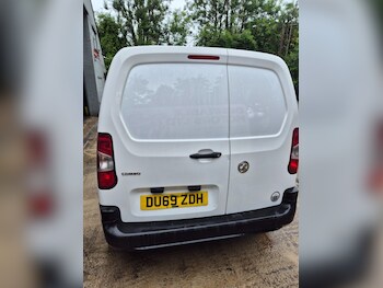Used Vauxhall Combo 2019 for sale - 77685081: Photo