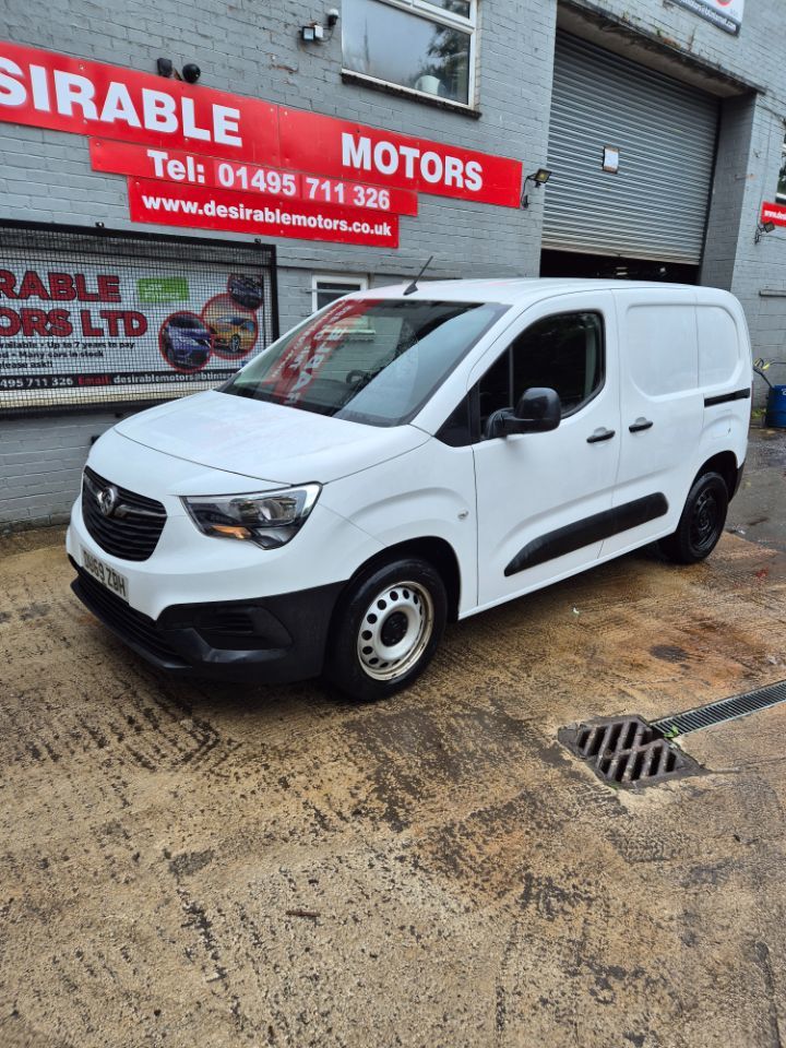 Used Vauxhall Combo 2019 for sale - 77685081: Photo 8