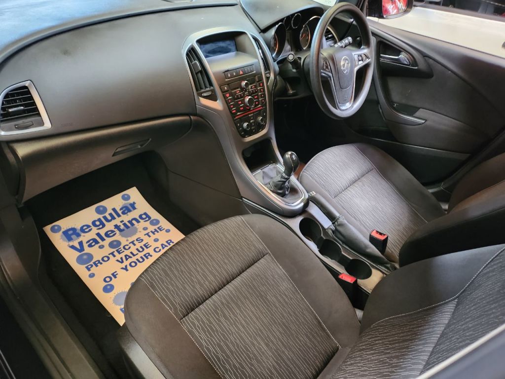 Used Vauxhall Astra 2011 for sale - 77685078: Photo 11