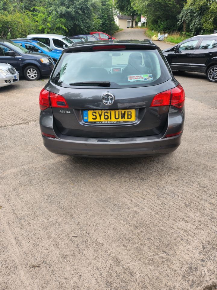 Used Vauxhall Astra 2011 for sale - 77685078: Photo 5